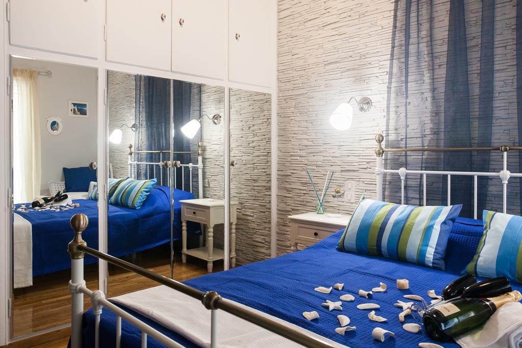 Elegant And Safe Gold And Blue Apartment Walk To Acropolis Atenas Exterior foto